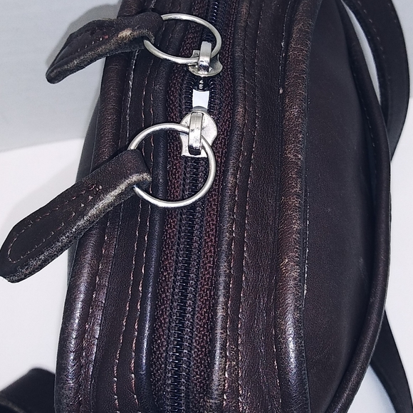 Coach Camera Bag - Picture 4 of 14